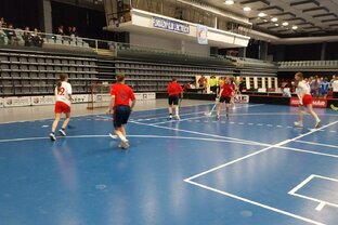 Zväčšiť fotografiu - Florbal okresné kolo