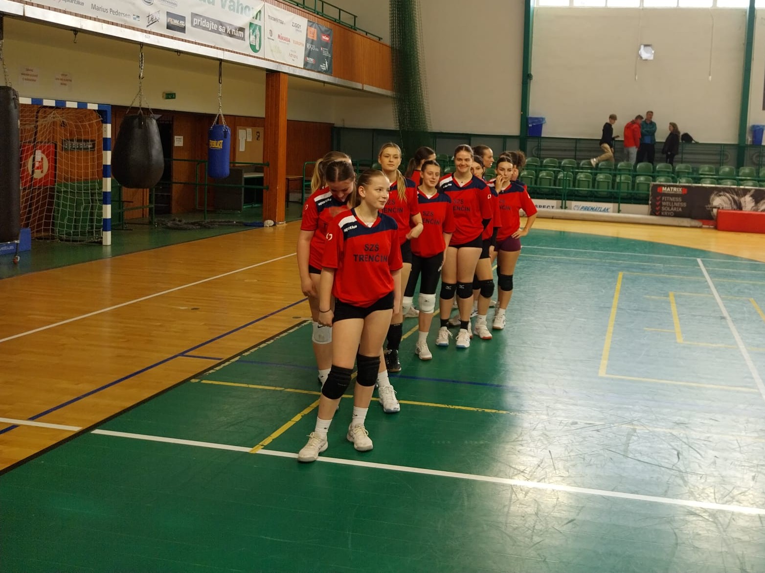 Bojovný výkon našich dievčat v Novom Meste nad Váhom